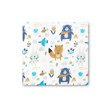 Pernuta inaltator pentru scaun copii Sensillo Forest Friends 32x32x8 cm cu husa detasabila din bumbac,prevazuta cu fermoar,curele reglabile de fixare