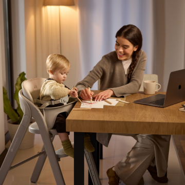 Scaun de masa 2 in 1 pentru copii Kinderkraft Tino Beige